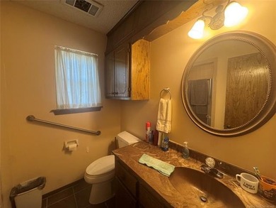 Keystone Lake living in gated Gull Bay. 2 Owner Well Cared For - photo 28