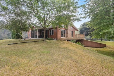The drive in says it all! A long, tree-lined driveway leads to - photo 28