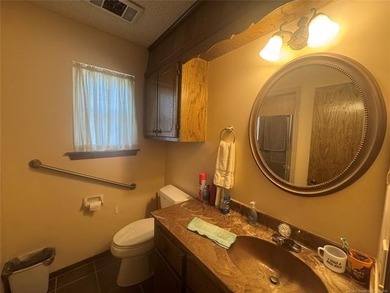Keystone Lake living in gated Gull Bay. 2 Owner Well Cared For - photo 31