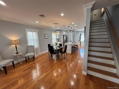 Welcome to this fully renovated 3 bedroom, 2 1/2 bathroom - photo 7