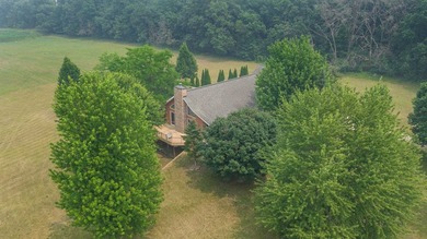 The drive in says it all! A long, tree-lined driveway leads to - photo 37