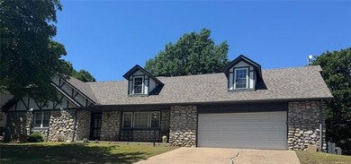 Keystone Lake living in gated Gull Bay. 2 Owner Well Cared For - photo 46