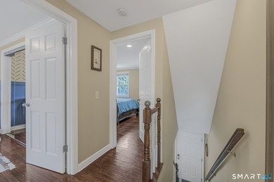 Amazing opportunity, move-in ready 2-bedroom, 2-bath townhouse - photo 8