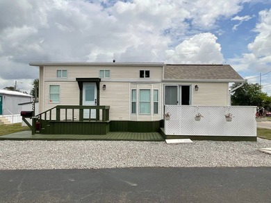 PRICE REDUCED...BRING ALL OFFERS...MOTIVATED SELLER!!! Perfect - photo 1