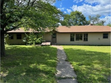 Lake Home Sale Pending in Cambridge, Minnesota