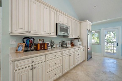 Rare opportunity to own nearly 20,000 SF of direct Intracoastal - photo 40