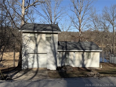 Lake of the Ozarks Home For Sale in Edwards Missouri