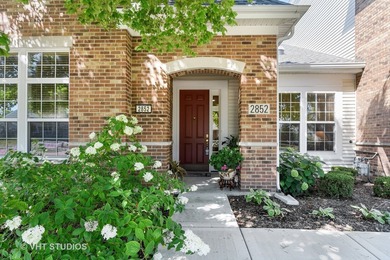 CARILLON CLUB WELCOMES YOU HOME!! SNOWBIRDS? EMPTY NESTERS? - photo 1