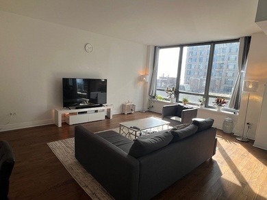 SPACIOUS 1BR/1.5 BA WITH AN ABUNDANCE OF WINDOWS WITH - photo 12