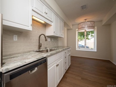 Enjoy refined, low-maintenance living in this fully renovated - photo 15