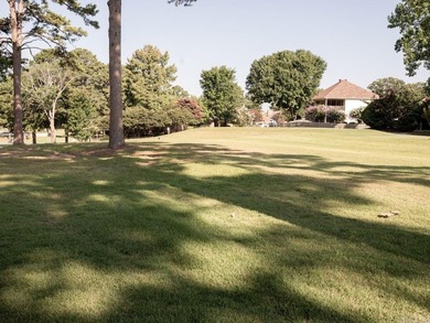 Enjoy refined, low-maintenance living in this fully renovated - photo 40