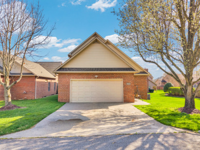 Golf Course Living + Poolside Setting | Cart Access - photo 29