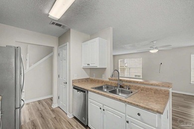 Spacious, updated, and move-in ready! Located in the Villages of - photo 5