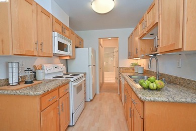 Discover the perfect blend of comfort, privacy, and convenience - photo 15