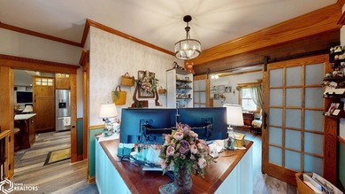 Welcome to this beautifully remodeled home in Clear Lake, where - photo 20