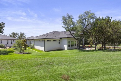 Hill Country golf course living in this newer custom-built - photo 23