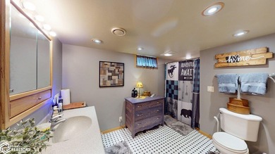 Welcome to this beautifully remodeled home in Clear Lake, where - photo 29