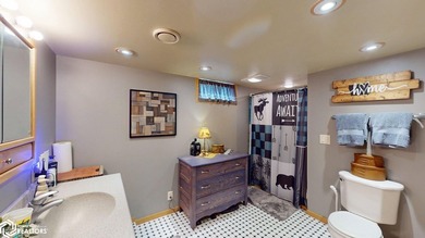 Welcome to this beautifully remodeled home in Clear Lake, where - photo 30