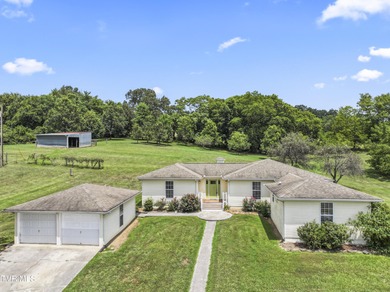 Douglas Lake Home For Sale in Dandridge Tennessee