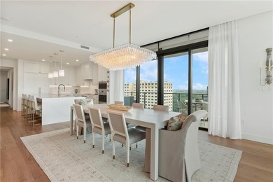 NEW LISTING! Introducing this ONE OF A KIND LUXURY RESIDENCE in - photo 6