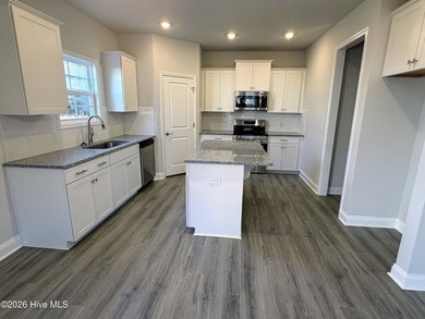 This 2307 floorplan by Adams Homes is a stunning and beautifully - photo 7