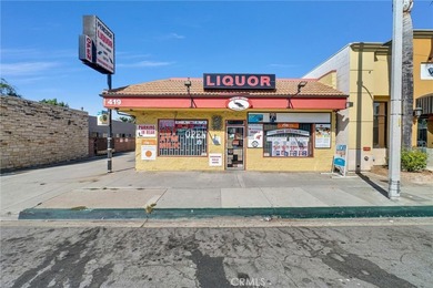 Prime, central downtown Arcadia location, located less than a - photo 4