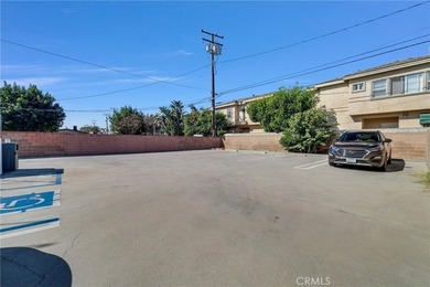 Prime, central downtown Arcadia location, located less than a - photo 8