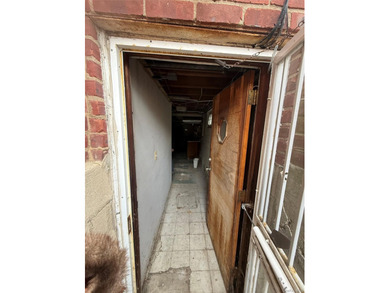 Being sold for land value. R3X allows for the construction of a - photo 13