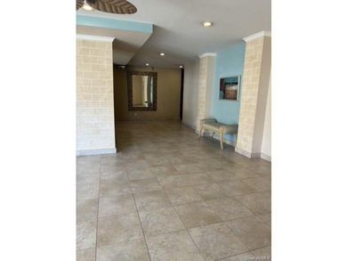 Completely Renovated One-Bedroom Residence with Breathtaking - photo 14