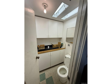 Being sold for land value. R3X allows for the construction of a - photo 15