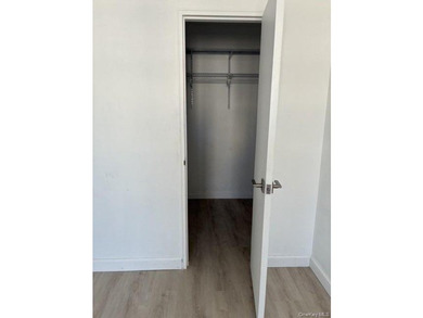 Completely Renovated One-Bedroom Residence with Breathtaking - photo 18