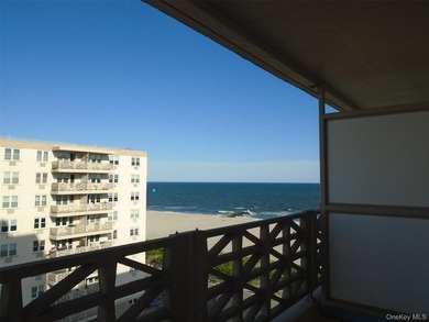 Completely Renovated One-Bedroom Residence with Breathtaking - photo 19