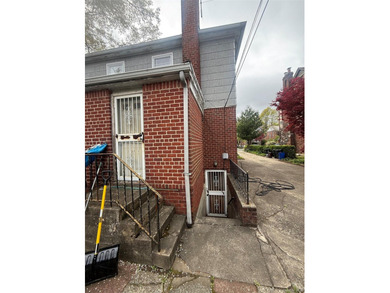 Being sold for land value. R3X allows for the construction of a - photo 19