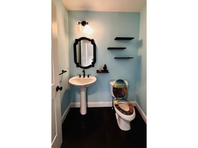 Welcome home to Waterside Condominiums! Conveniently located and - photo 19
