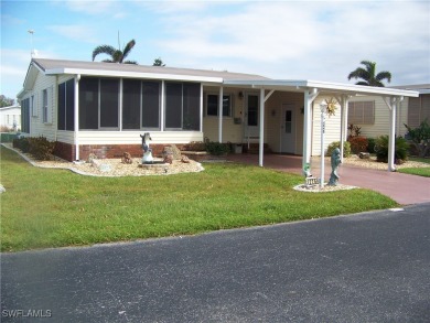 (private lake, pond, creek) Home Sale Pending in Punta Gorda Florida