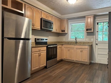 Rare duplex opportunity in Cherokee County! This recently - photo 10