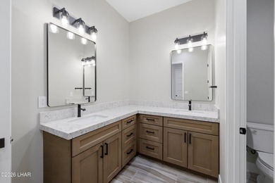 NEW CONSTRUCTION DOUBLE RV GARAGE HOME IN GATED COMMUNITY - photo 15