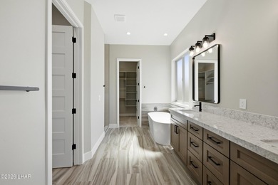 NEW CONSTRUCTION DOUBLE RV GARAGE HOME IN GATED COMMUNITY - photo 20