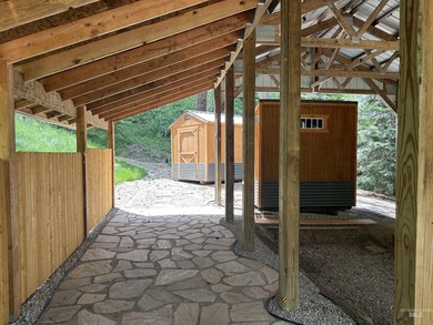 Rare opportunity to own a versatile mountain property in the - photo 4