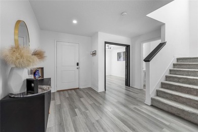 Spacious single-family home featuring 4 bedrooms and 2.5 - photo 12