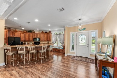 Immaculately maintained and offering more than 2,200 square feet - photo 16