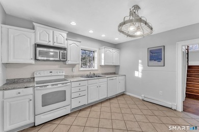 Stately brick Colonial beautifully situated on scenic Mill Pond - photo 8