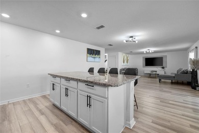Spacious single-family home featuring 4 bedrooms and 2.5 - photo 18