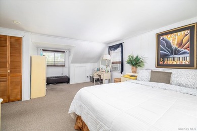 Welcome to 265 West Windsor Parkway, a beautifully updated - photo 24