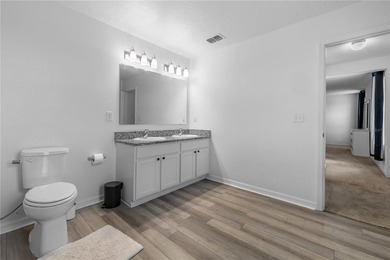 Spacious single-family home featuring 4 bedrooms and 2.5 - photo 25