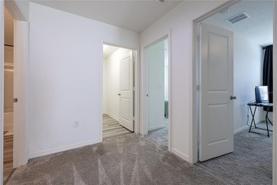 Spacious single-family home featuring 4 bedrooms and 2.5 - photo 28