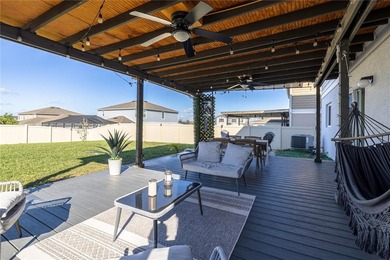 Spacious single-family home featuring 4 bedrooms and 2.5 - photo 34