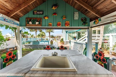 Immaculately maintained and offering more than 2,200 square feet - photo 34