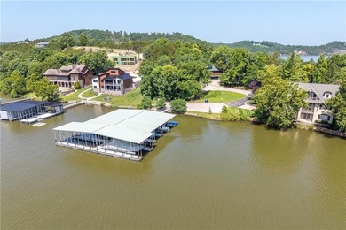 LAKE OF THE OZARKS:Nestled in the prestigious Old Kinderhook, an - photo 38