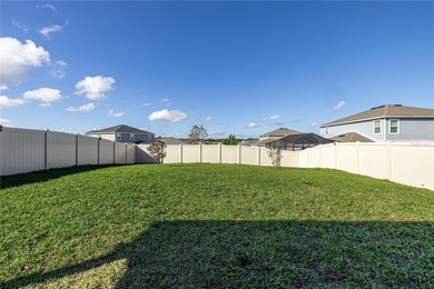 Spacious single-family home featuring 4 bedrooms and 2.5 - photo 38